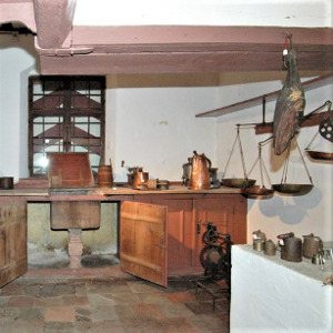 Blick in die Küche im Erdgeschoß